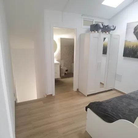 Apartment Deluxe Castle Harbour